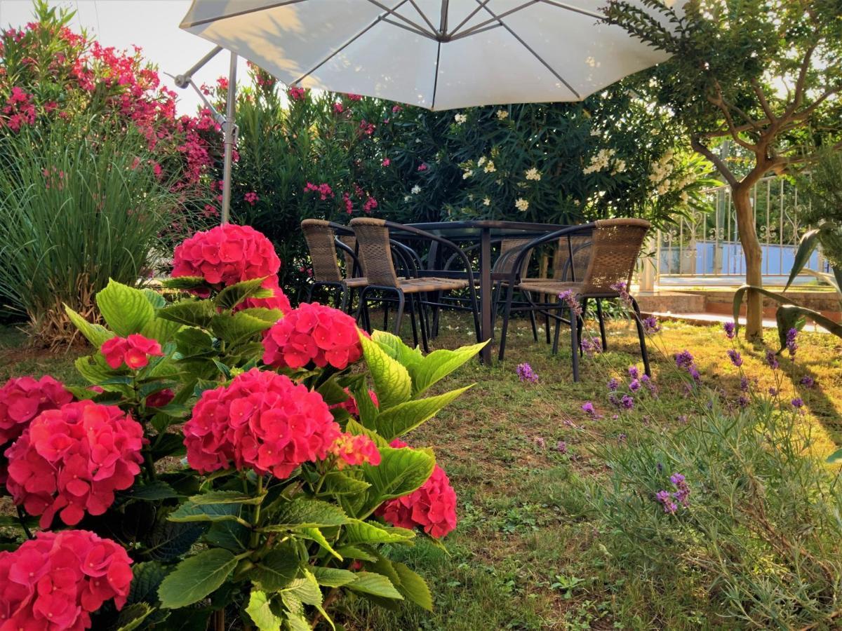 Apartment Agava Istria - Family Vacation Rental With Free Parking, Garden, Wifi Ližnjan Екстериор снимка
