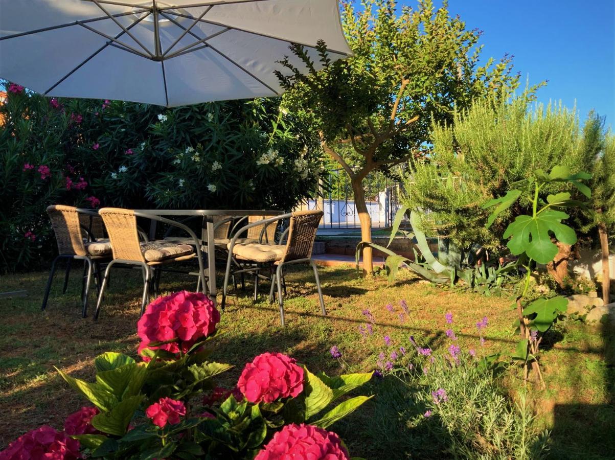 Apartment Agava Istria - Family Vacation Rental With Free Parking, Garden, Wifi Ližnjan Екстериор снимка
